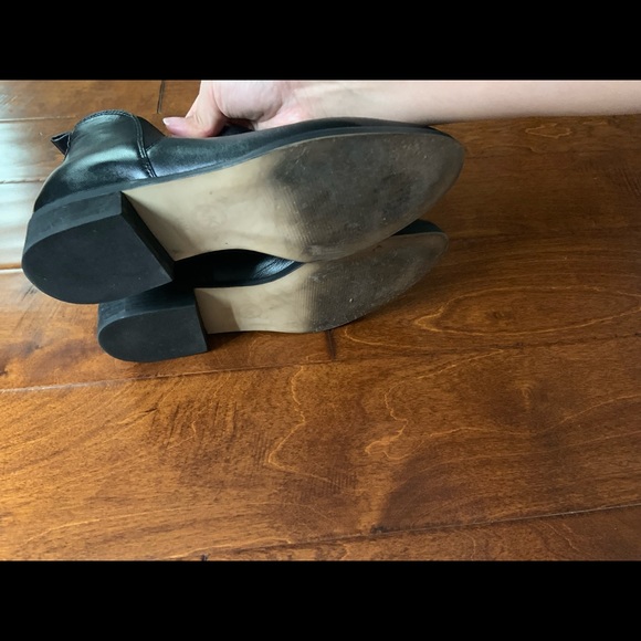 Michael Kors flat black leather booties. Size 7.5 - Picture 4 of 4